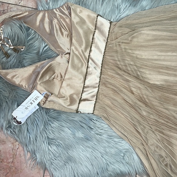 SUE WONG PLEATED HALTER MINI DRESS - Picture 5 of 9